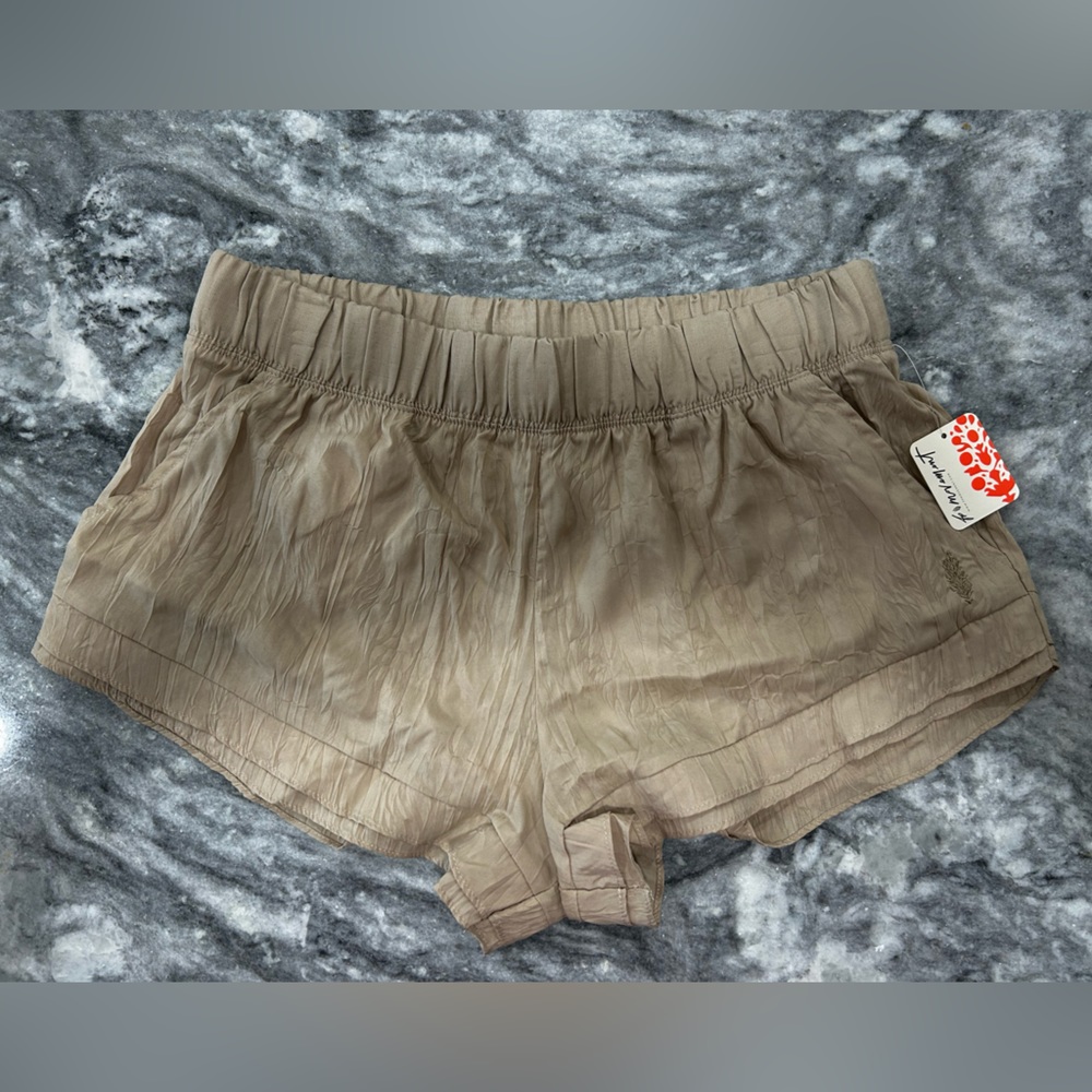Free People Movement crepe wrinkle khaki colored shorts NWT